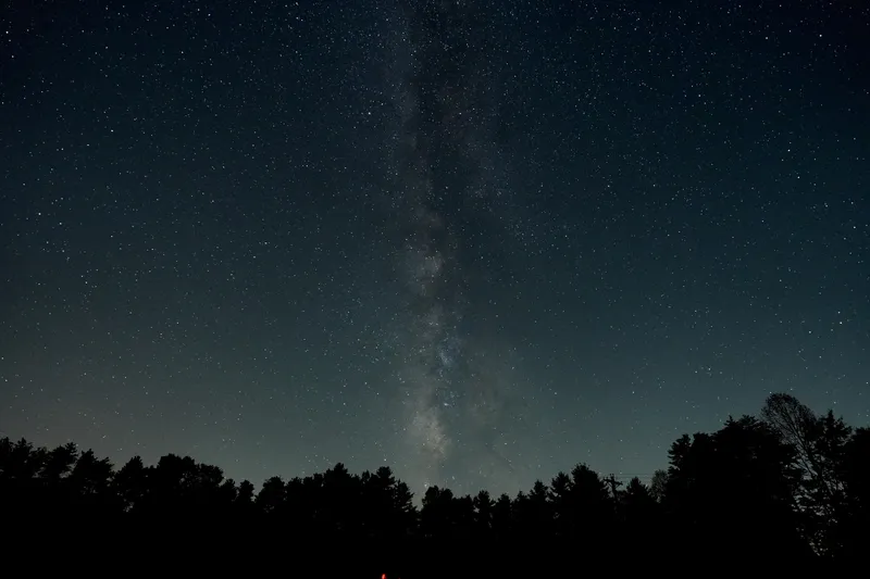 ISO 3200 16mm ƒ2.8 1/13s